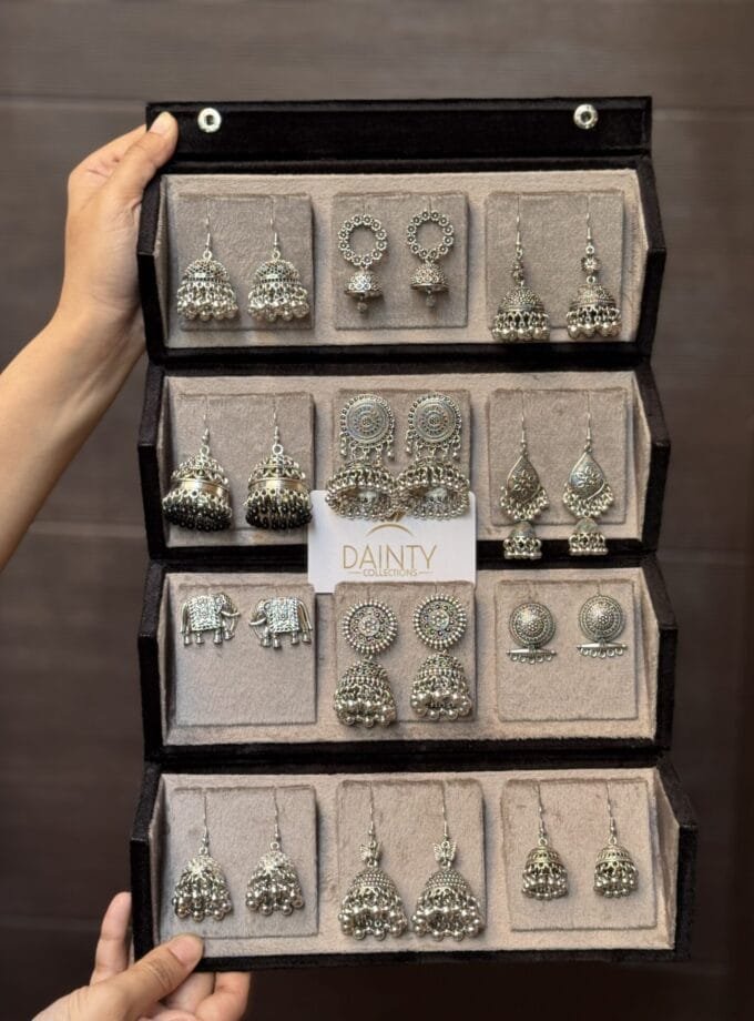 Jhumka box with 12 silver jhumkas